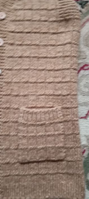 Veste din lana tricotate manual