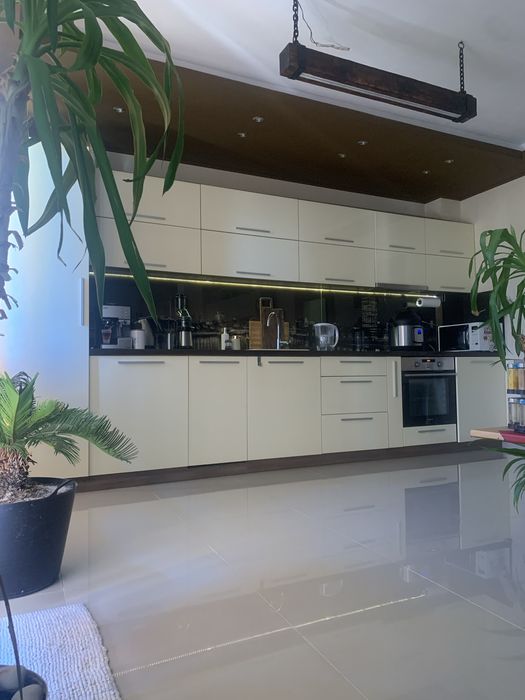 Продава се Тристаен апартамент в Ямбол, Аврен - 95 кв.м за 1605 €/кв.м - Снимка #1