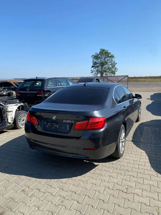 Dezmembram BMW F10 3.0 D an fabr. 2012