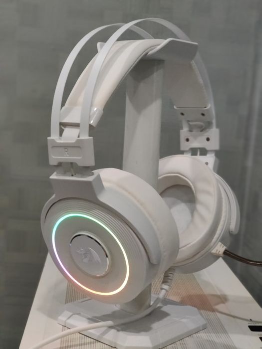 Игровые наушники