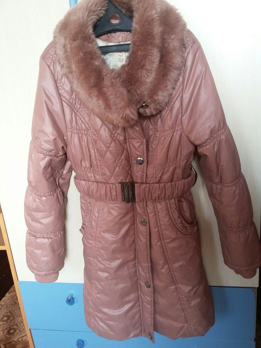 Красивая куртка на девочку 13-14лет. 42раз