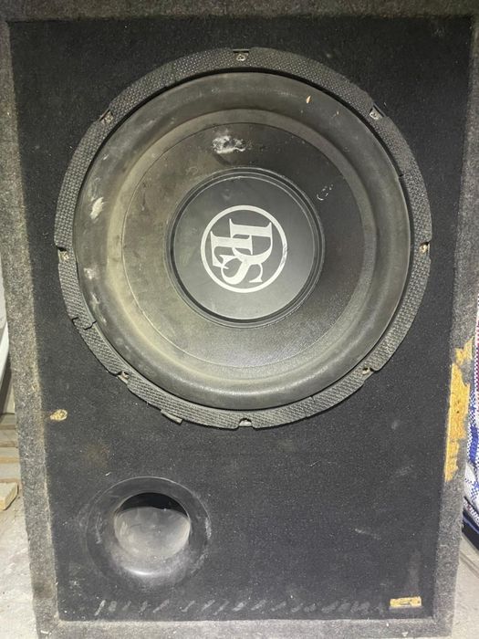 Продам сабвуфер