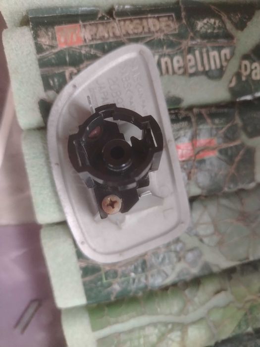 Лява капачка за пръскалка на субаро форестер 2006 година