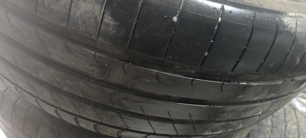 Продам резину Michelin 275х50х21