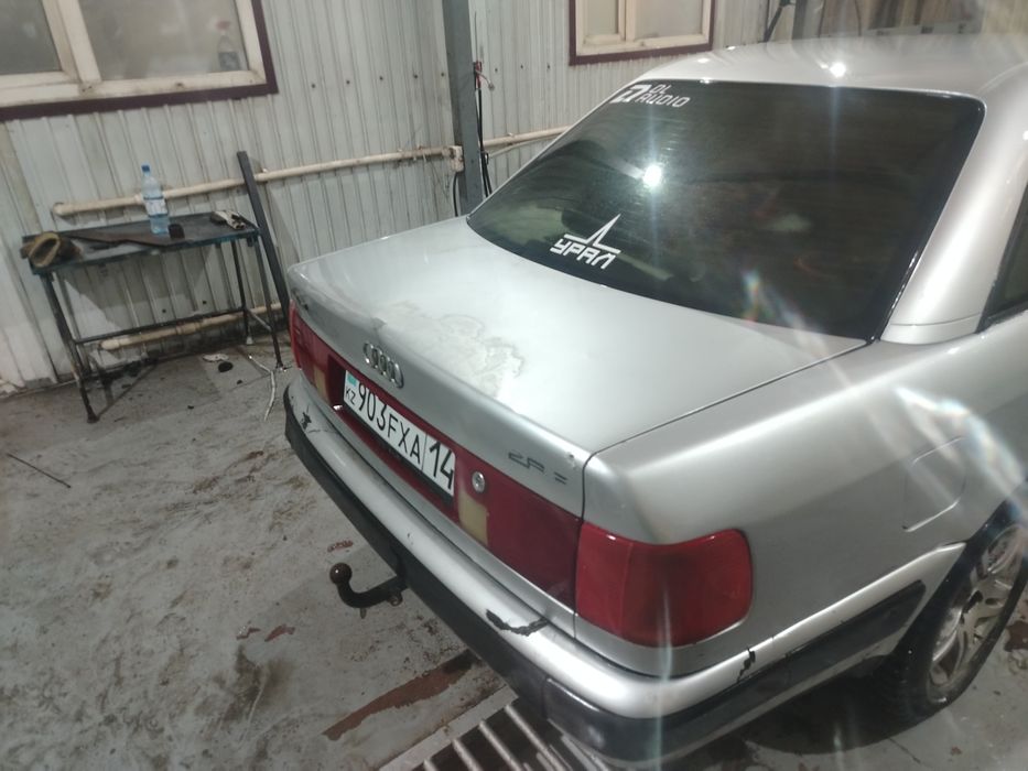 Продам ауди 100 с4, 2,3
