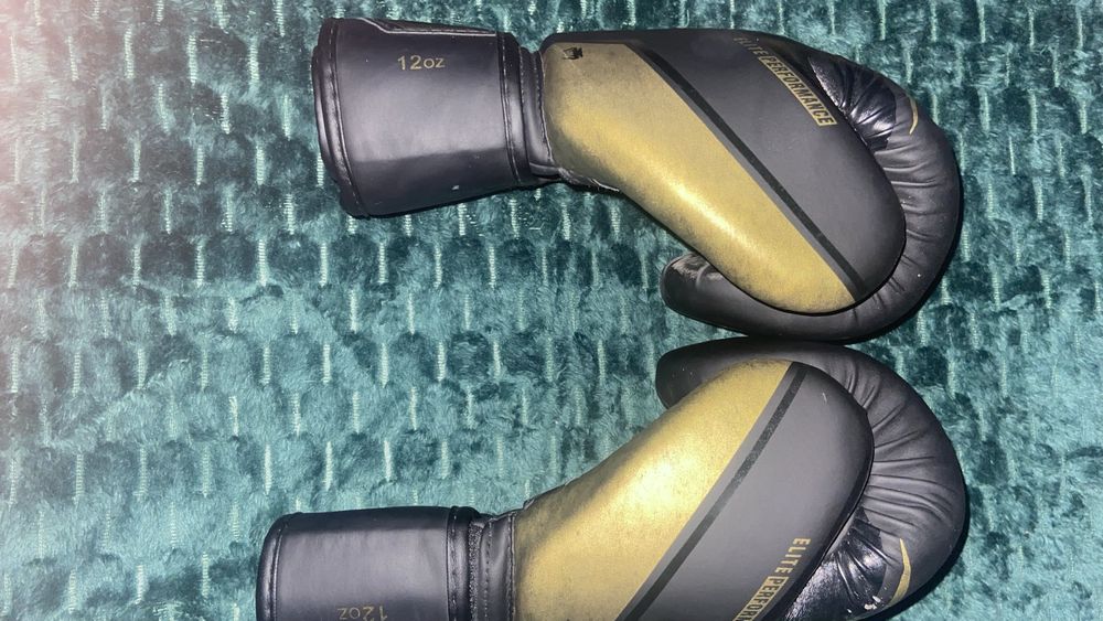 Перчатки в хорошем состояни