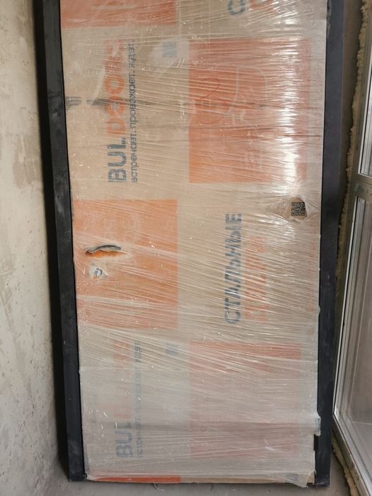 Продается новая входная дверь