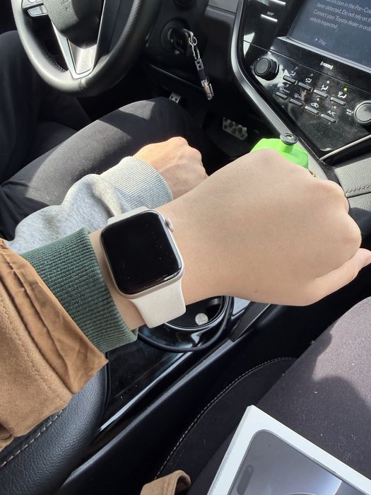 Apple watchSE, 40mm, оригинал