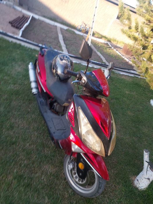 Продам скутер на активном ходу