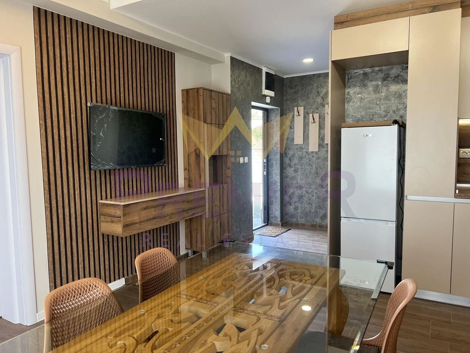 Дава се под наем Двустаен апартамент в Варна, Бриз - 70 кв.м за 600 € - Снимка #3