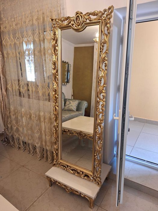 Mobilier living lemn masiv 10.000 lei
