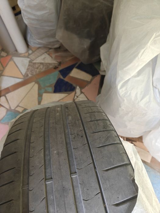 Шины 265/40/22 pirelli p zero