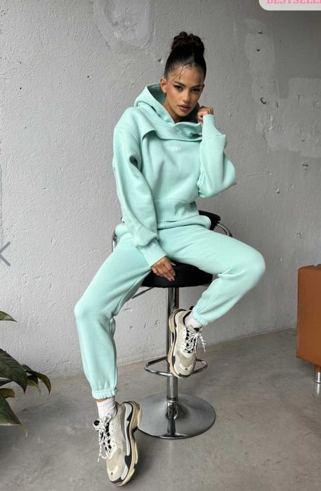 Дамски топъл екип karma