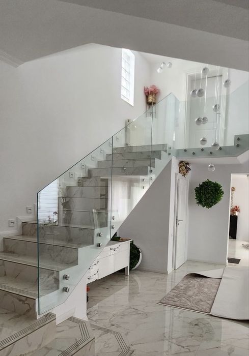 Balustrade sticlă exterioare/interioare, cabine si paravane duș