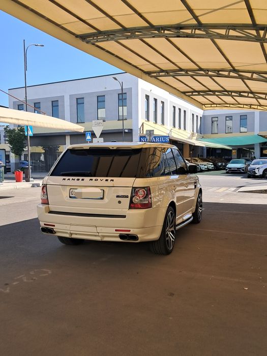 Rang Rover  supercharged 5litr