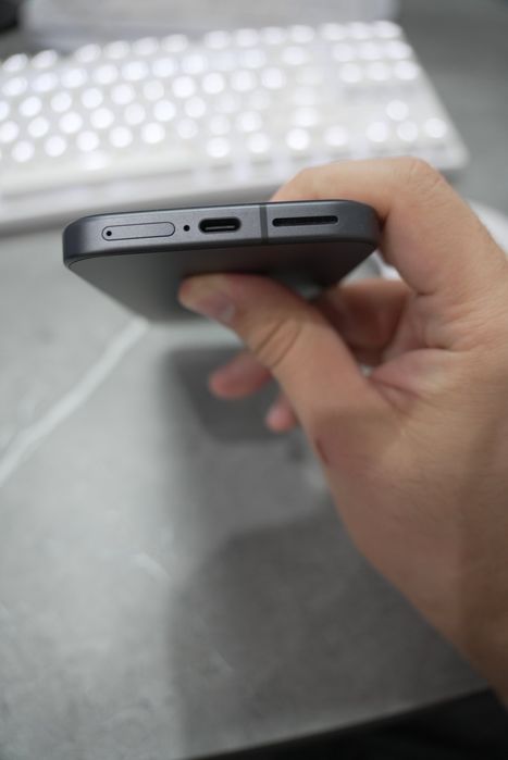 Продам Pixel 9A в идеальном состоянии