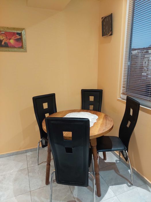 Продава се Двустаен апартамент в Ловеч, Младост - 60 кв.м за 1148 €/кв.м - Снимка #1