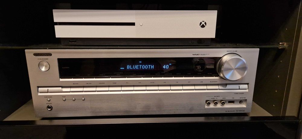 Vând Onkyo TX-NR535 – Amplificator AV 5.2, Wi-Fi, Bluetooth, 4K – stare foarte bună