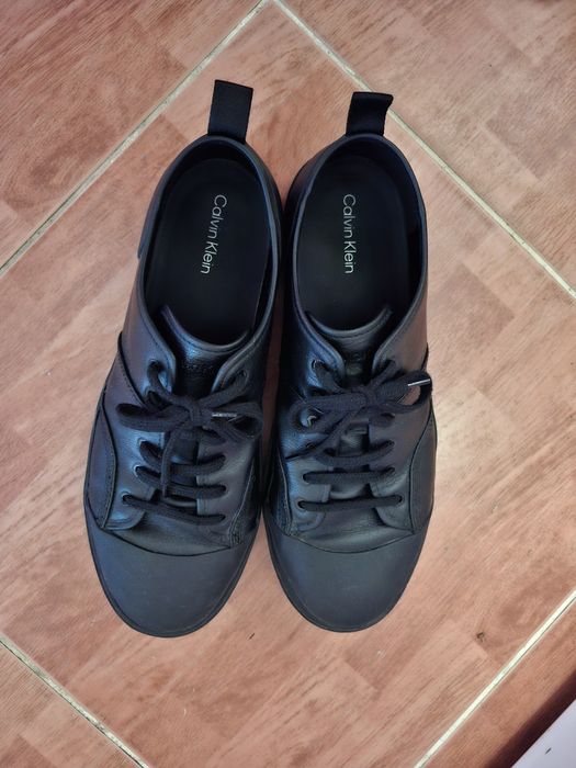 Pantofi din piele de la Calvin Klein, pt barbati