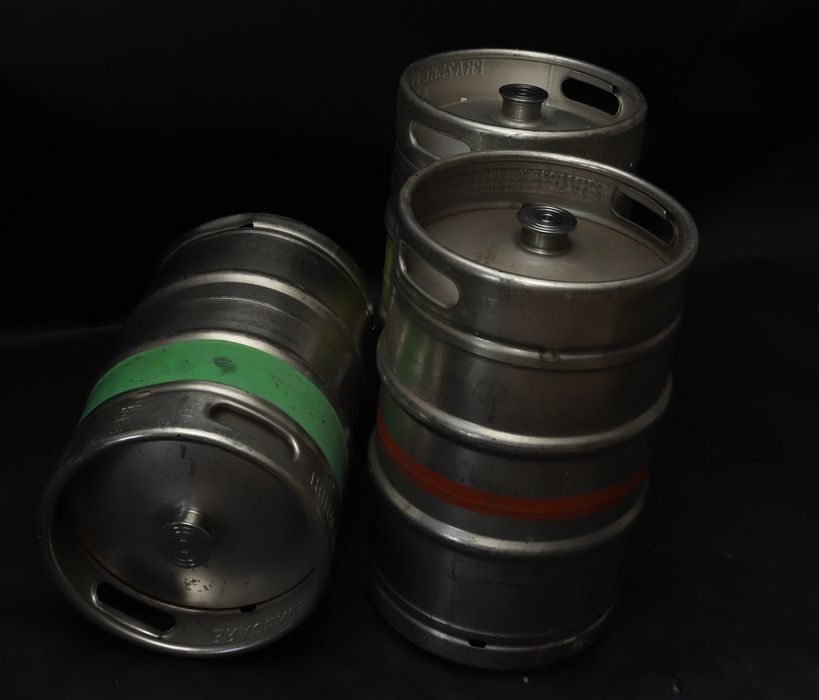 Butoi bere inox cu robinet inox sudat si capac filet interior pt vin