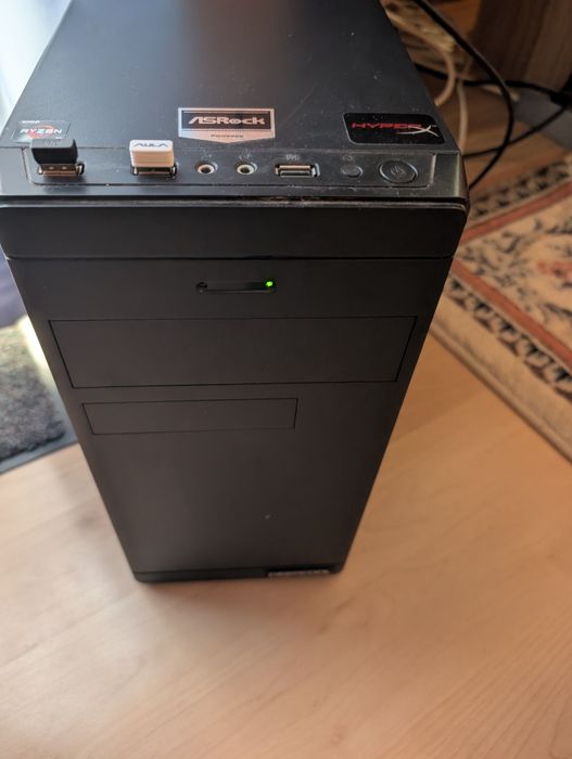 Настолен компютър NVIDIA GeForce 1660 Ti, AMD Ryzen 5 1600, 16 GB RAM