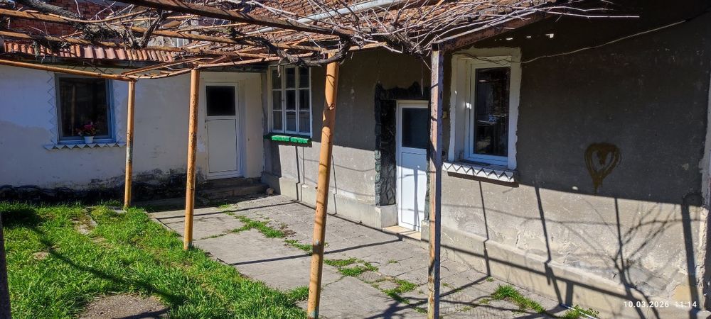 Продава се Етаж от къща в с. Стежерово, Област Плевен - 1000 кв.м за 5 €/кв.м - Снимка #1
