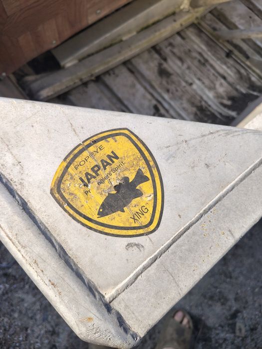 Продам лодку с мотором