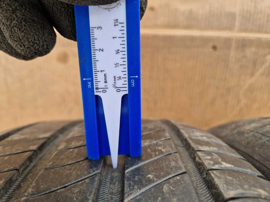 2 Michelin R20 235/45  Летни гуми  DOT5023