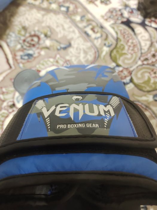 Venum original Muay-Thai/Boxing qo'lqopi (Боксёрские перчатки)