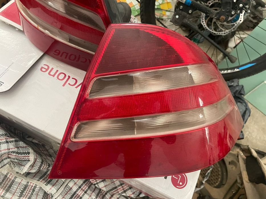 Задние фонари w220