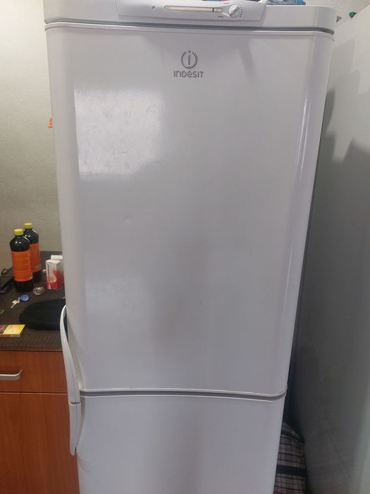 Холодильник индезит