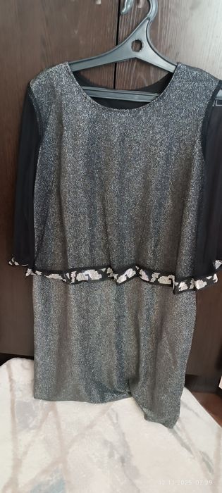 Продам нарядные платья. Новые