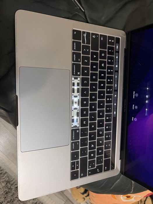 Vand macbook pro A1706