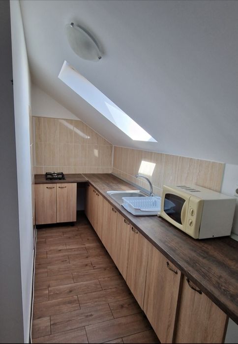 Inchiriez camera(garsoniera)pentru studenti, zona Campus Universitar -