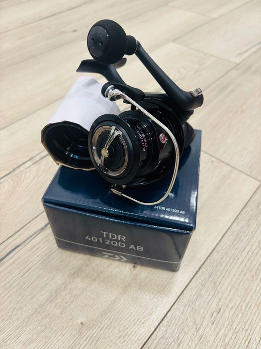 Mulineta Daiwa Tdr 4012qd all black