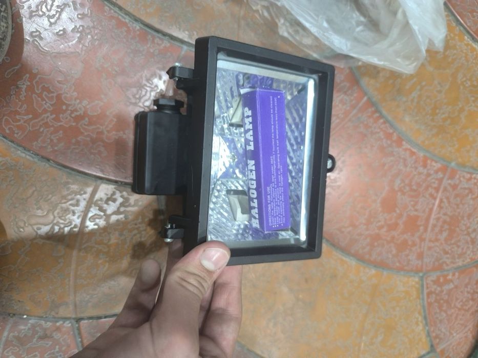 Прожектор на 150w