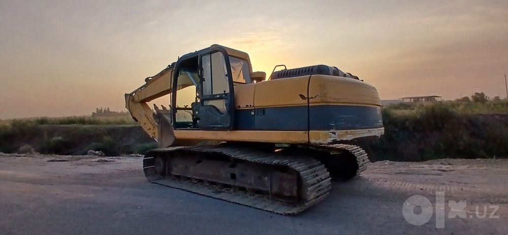 Продается Экскаватор