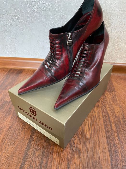 Мода стиль   Туфли  модельные бренд Giovanni Glusti