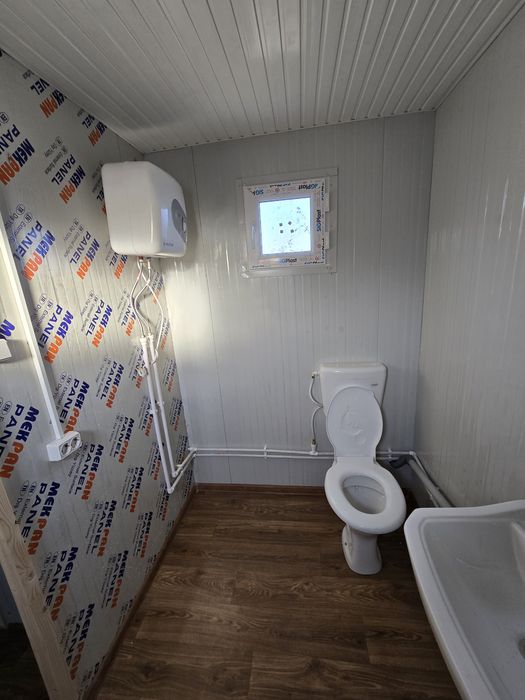 Vand container modular cu grup sanitar