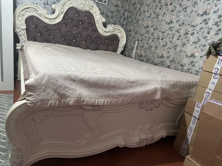 Продам Двуспальную Кровать’
