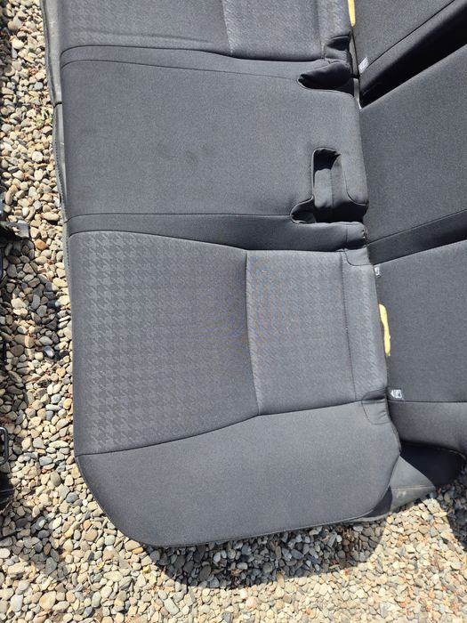 Banchete Spate Toyota Yaris 3 Hybrid  2013-2019
