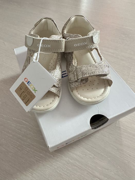Детски самдали Geox