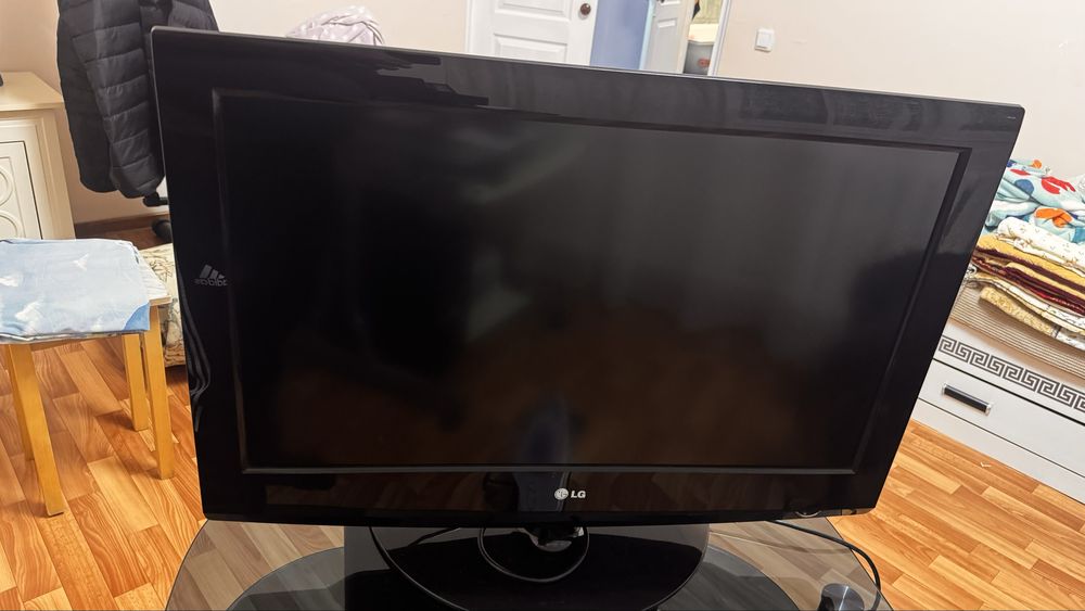 Продам телевизор