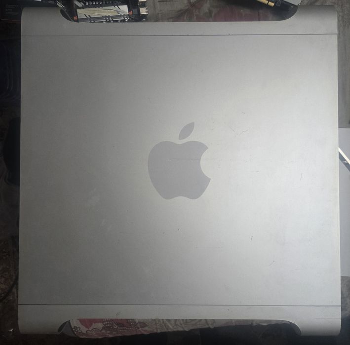 Корпус Mac Pro 2008 с блоком питания
