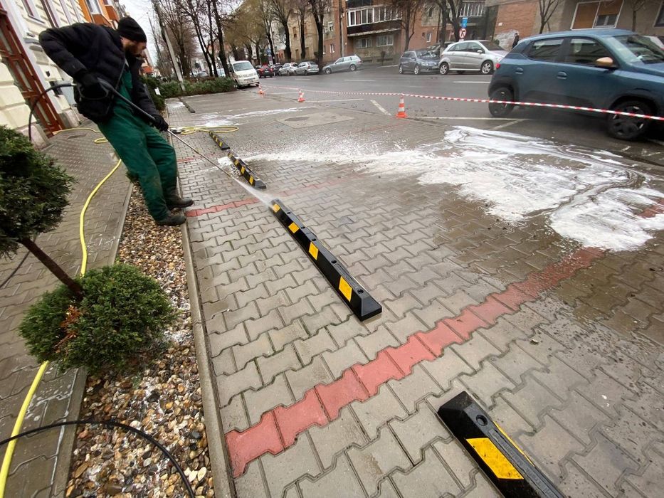 Spalare/Curatare Pavaj etc