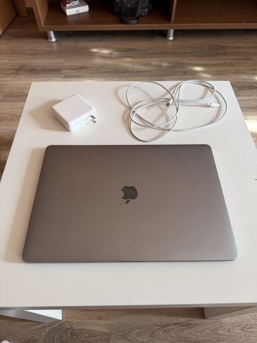 MacBook Pro 2019