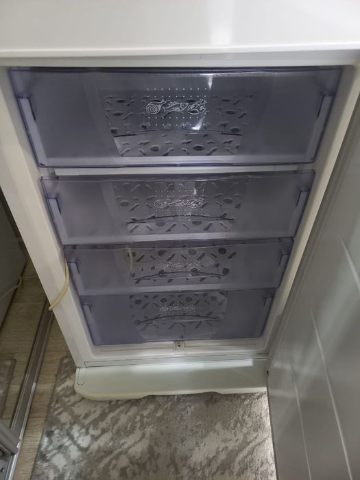 Продам холодильник Бирюса