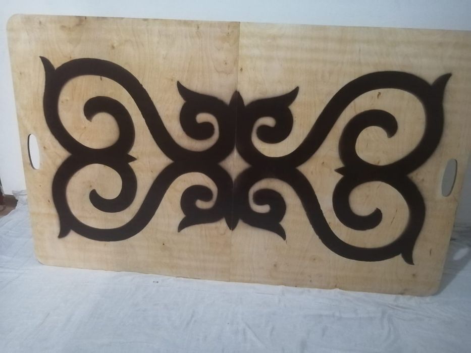 Ең әдемі Қазақша ұлттық жер үстелдер