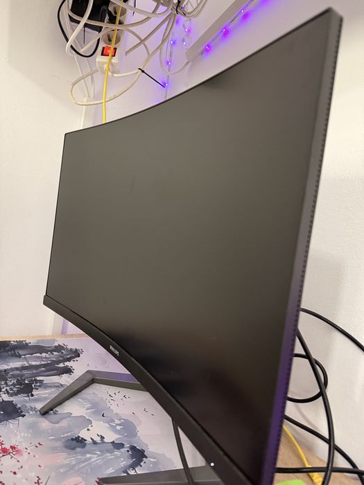 Monitor Gaming Philips Evnia Curbat 27 inch FHD VA 240Hz