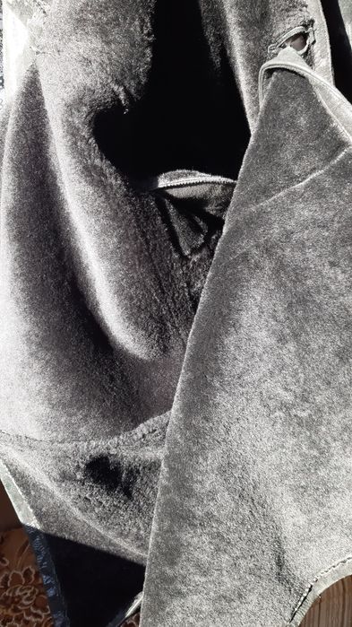 Продам дубленку                     .